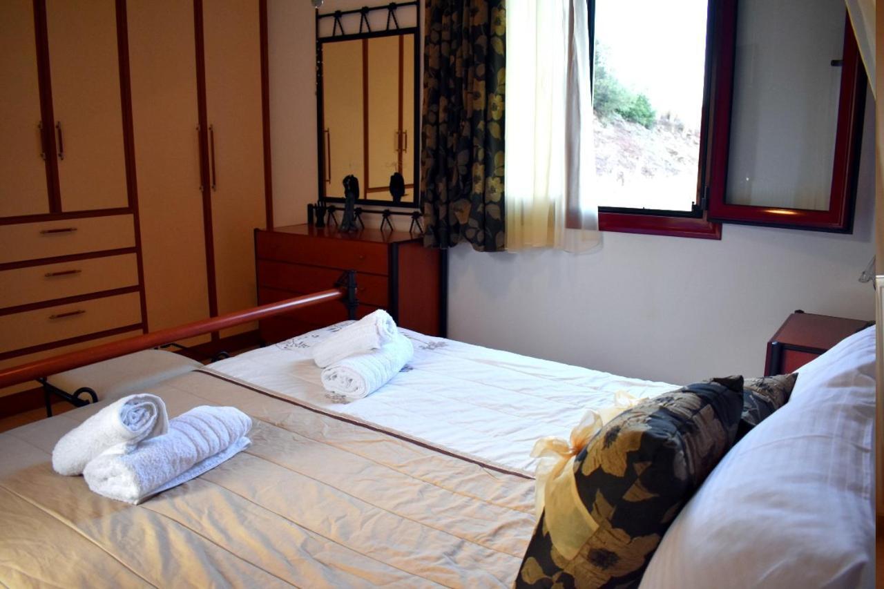 Irene'S Comfort Villa Nea Epidavros Esterno foto